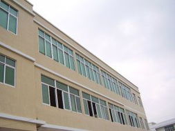 潮安县东凤镇文华塑料电器厂与彩塘中学 产业与教育共建的缩影